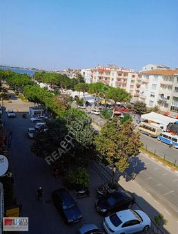 3+1 135 M2 Çanakkale Caddesi Üzerinde Satılık Daire