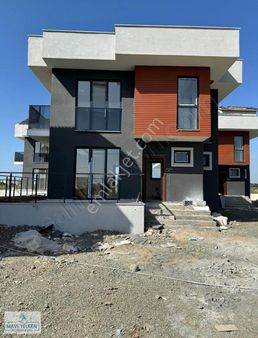 Çanakkale Geyikli'de Deniz Manzaralı Fırsat 4+1 Triplex Villa