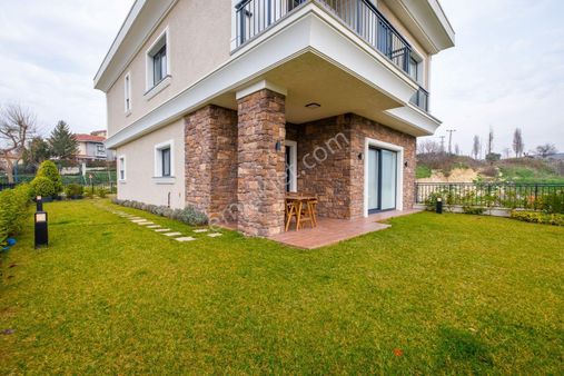 Bahçeşehir'de Senet Vadeli, Modern, Konforlu, Yeni Nesil Müstakil Villa'da Yaşam Fırsatları