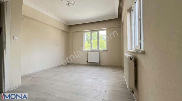 Burdur Gölhisar'da Komple Satılık Bina