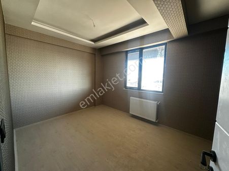 Acil Emlaktan Satılık 2+2 Dubleks Daire