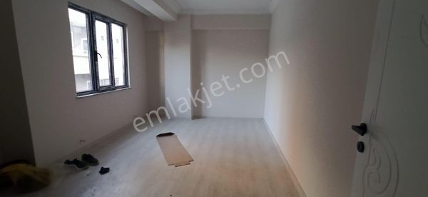 İnegöl Cumhuriyet Mahallesinde Satılık Daire Sıfır 2+1