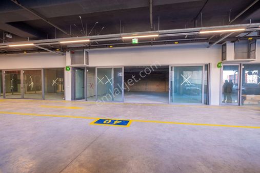 İstoç Yakın Konumda Otoavm'de Satılık Ticari Ünite