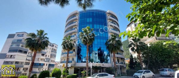 Site İçinde 4+1 Jeotermalli Otoparklı 260m2 Daire