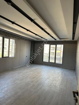 Acil Emlaktan Satılık 4+1 Tekli Lüks Daire