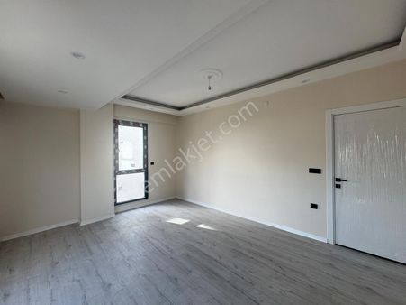 Dekorasyonbul'dan Altınovada Lüks Manzaralı 2+1 Daire