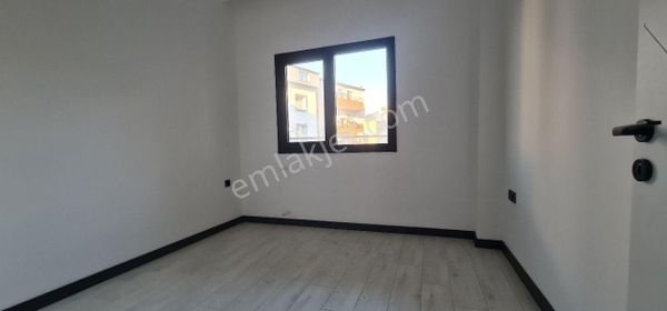 İkiçeşmelikte Full Manzaralı Satılık Çatı Dubleksi Daire