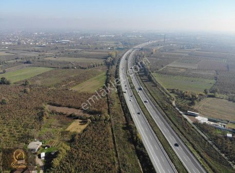 Düzce Gümüşova Sultaniye Köyünde Yerleşik Alan İçinde Arsa