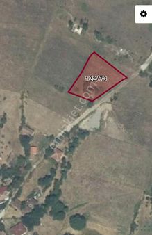 Çığır Emlak İnşaat Satılık Arsa Yyerleşikalan İçınde 2 Ye Bölünüyor 1405 Metre Fırsat Yer