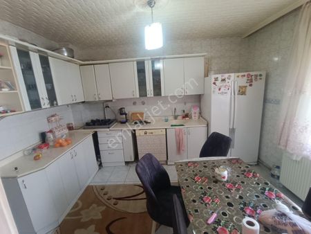 Mç Emlak'tan Plevne Mahallesinde 3+1 Satılık Daire