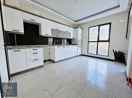 **biçer'den Sancaktepe' De Manzaralı 3+1 Sıfır Daireler**