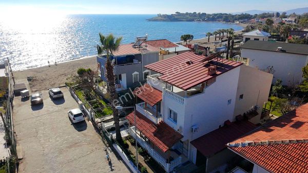 İzmir Seferihisar Ürkmez De Denize Çok Yakın Satılık Yazlık 4+1