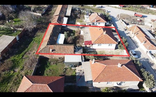 Balıkesir Manyas Salur Mahallesin'de Mükemmel Köy Evimiz Satışa Sunulmuştur