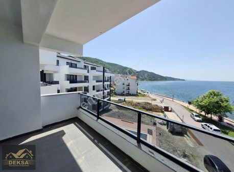 Halıderede Denize Sıfır Eşsiz Konumda 257 M2 Yalı Dairesi...