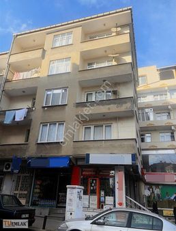 Sefaköy İnönü Mah M.çeşme Cad Üzeri Satılık 3+1 Daire