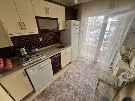 Cihandan Selim Caddesi Ve Özlem Caddesi Yakınında Arakatta 3+1