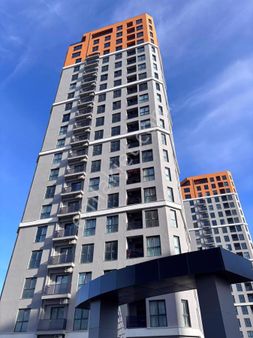 Kartal Yakacık'ta Lüks Sitede Adalar Manzaralı 1+1 Satılık Daire