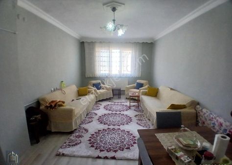 Emek Mahallesi Şemsettin Günaltay Caddesi Üzerinde Satılık 3+1 Daire