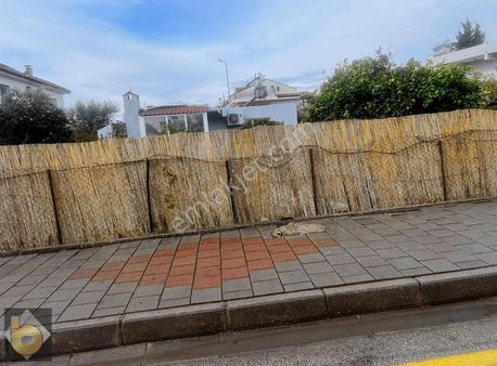Fethiye Foça Mahallesinde Satılık Ticari Konut İmarlı Arsa