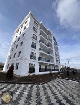 Baran Emlak'tan İpekyolu Hatuniye'de 4+1 Lüx Daire Satılık.