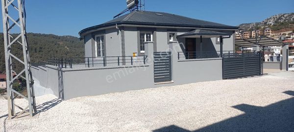 ░_*arcıty*_░den Soğucakta 400m² Full Eşyalı Sıfır Müstakil Villa