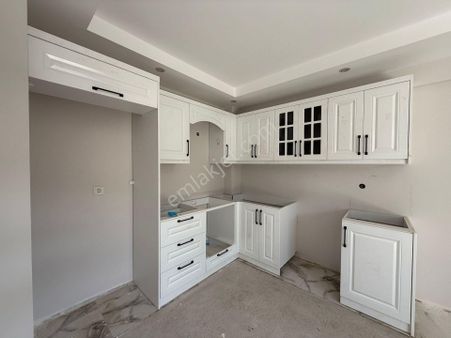 Stop’tan Ortaca Yerbelen’de * Havuzlu* 1+1 Satılık