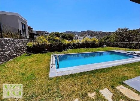 Gündoğan'da Kiralık Müstakil Havuzlu Villa
