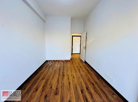 Bolluca Merkezde Yeni Sitede Satılık Muhteşem 55m2 1+1 Arakat