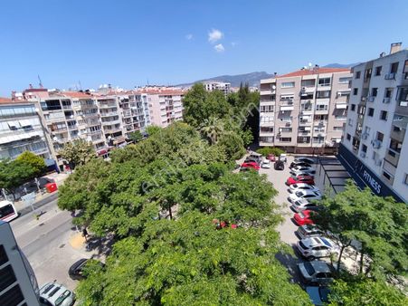 Girne Bulvarı Üzerinde Asansörlü Geniş Aydınlık 2+1 Daire D-39