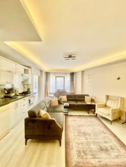 Furkan Emlaktan Baruthane Mah 2+1 115m2 2 Yıllık Cam Balkonlu Yüksek Giriş Fırsat Daire