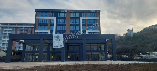 Vadi Emlak'tan Tokat Turhal Yol Kenarı Fatih Plaza Da Satılık Ofis