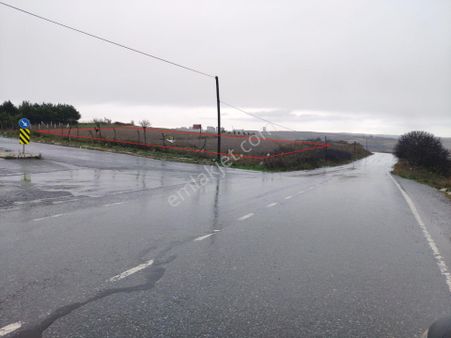 Hadımköy'de Yeri Ve Konumu Mükemmel Cadde Cepheli Satılık Tarla