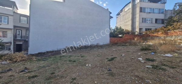 Edremit Hekimzade Mahallesinde Satılık Arsa