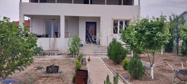 Ankara Gölbaşı Yağlıpınar Mahallesinde Satılık Evi Olan Bahçe