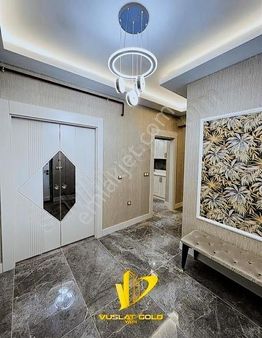 Ezel Emlaktan Satılık 2,5+1 Lüks Daire