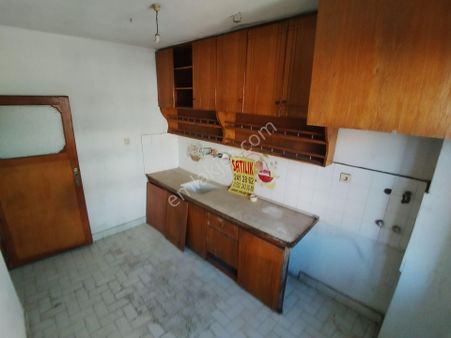 Gümüşçay Gazioğlu Camii Karşısı Oanayol Cepeli Her Biri 1.750.00.tl.daireler