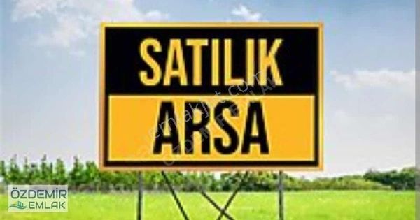 Özdemir Emlaktan Satılık 4 Kat İmarlı Arsa