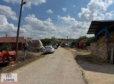 Bilecik Merkez'de Alpagut Köyü Villa İmarlı Satılık Arazi