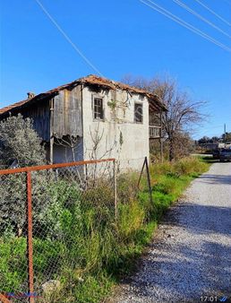 Çalaklıda Satılık Köşe Başı Köyiçi Arsası!!