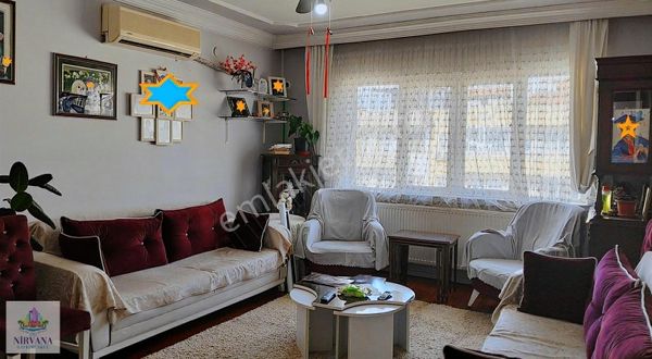 Atatürk Caddesinde Asansörlü 5+1 Dubleks Daire