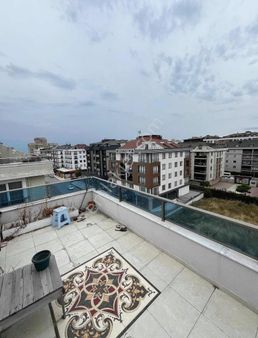 Beylikdüzü Kavaklıda Deniz Manzaralı Dublex