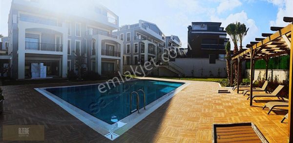 232 Yelki Sitesinde Dubleks Daire Rezerve'den..