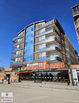 *erenler'de Merkezi Konumda İşlek Caddede Satılık Büyük Dükkan*