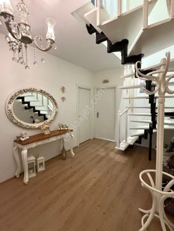 Mustafa Kemal Paşa Mahallesi 4+1 Satılık Dubleks Daire