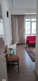 Kurtuluş Mahallesi Vatan Caddesi Üstünde Satılık 3+1 Daire