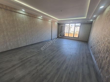 Öznur Emlak'tan Atakentte Satılık 4+1 Lüks Daire