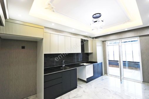 Alpaslan 1.bölgede Yerden Isıtmalı Ebeveyn Banyolu Sıfır 3+1 Daire