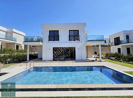 Gündoğan Küçükbük'te Müstakil Bahçeli Sıfır Villa