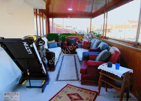 İstanbul Bahçelievler Çavuşpaşada Satılık Özel Çatıkatı Daire