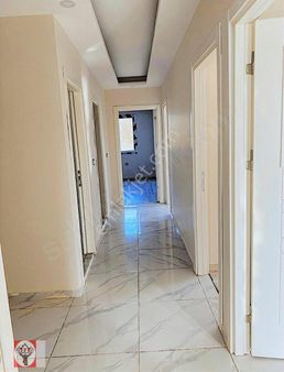 **kozanyolu Cadde Üzeri Sıfır 3+1 K.mutfak**